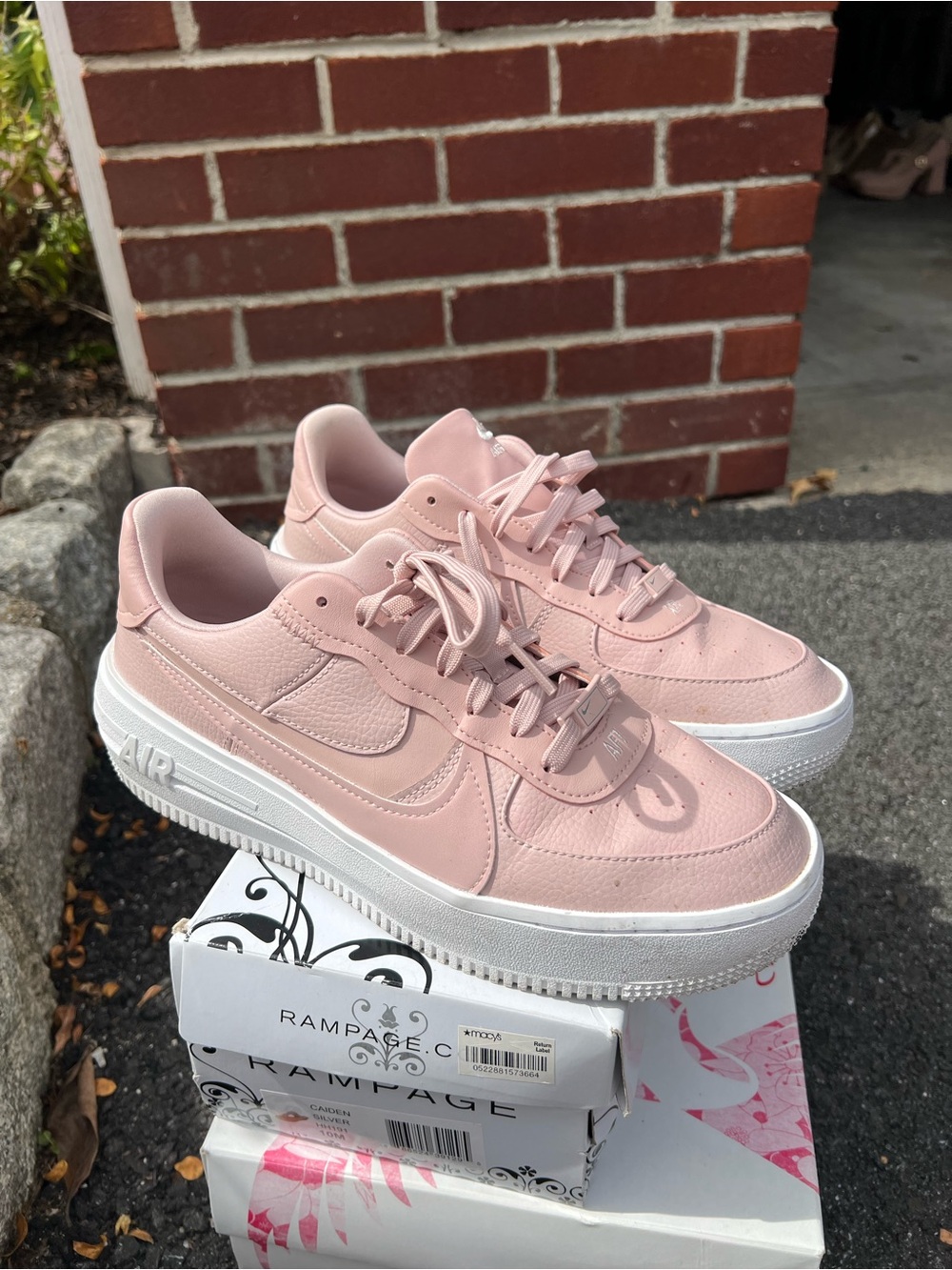 Nike Air Force 1 Pink